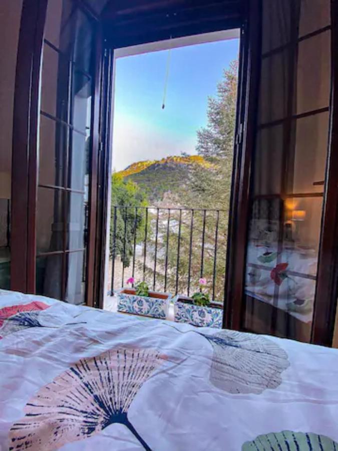 הוילה Grazalema - Casita La Calma - Incredible Views, Clima Frio-Calor, Wifi & Private Parking Optional מראה חיצוני תמונה