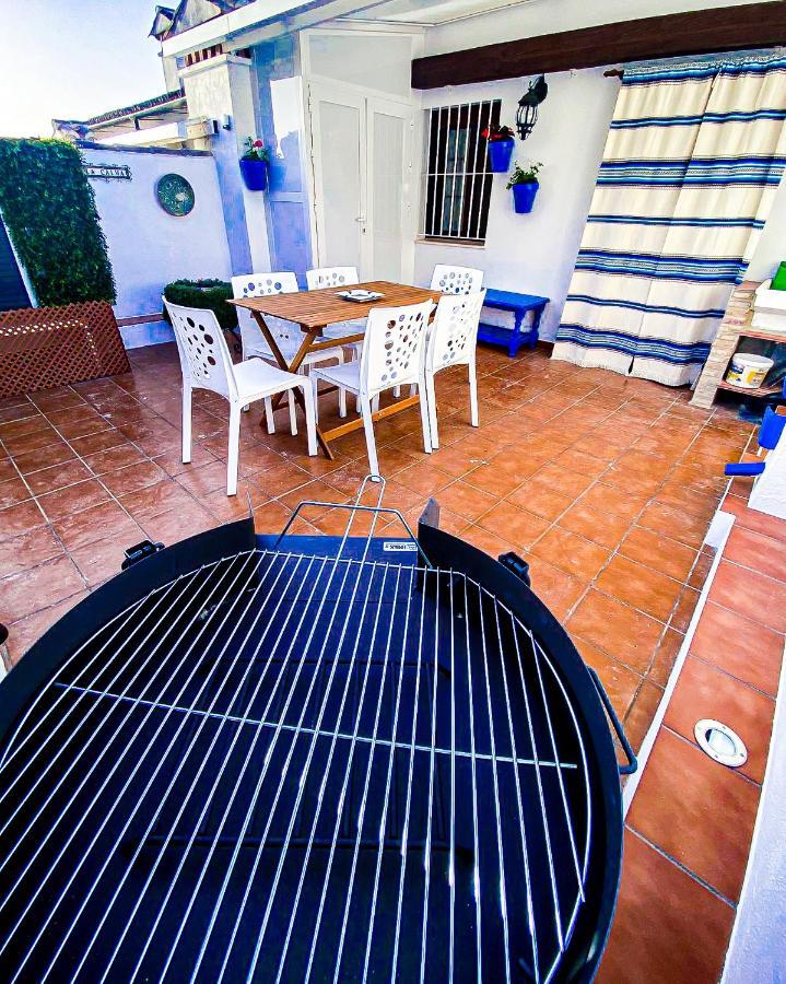 הוילה Grazalema - Casita La Calma - Incredible Views, Clima Frio-Calor, Wifi & Private Parking Optional מראה חיצוני תמונה